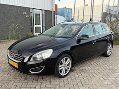 Volvo V60 - 2.0 D3 2013