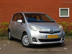 Toyota Verso S - 1.3 VVT-i 100pk Aspiration | 5 deuren | Airco | Navigatie | Achteruitrijcamera | Parkeerse