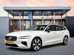 Volvo V60 - T6 Recharge Ultra Dark | 19" | Sportstoelen | Trekhaak | Panoramadak | 360 Camera | Harman