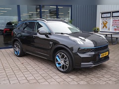 Lynk & Co 01 - 1.5 | Prijs rijklaar incl. 12 mnd garantie | Pdc Pano Lmv Navi Apple carplay/Android auto