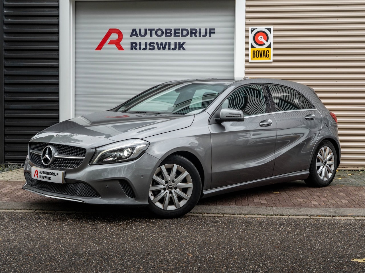 Mercedes-Benz A-klasse - 180 d Business Solution Stoelverwarming/Camera - AutoWereld.nl