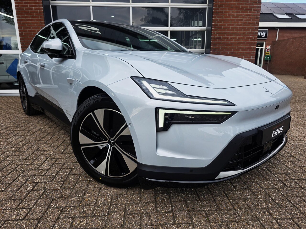 Polestar 4 - Long Range Single motor Plus 100 kWh Long Range Single motor Plus 100 kWh - AutoWereld.nl
