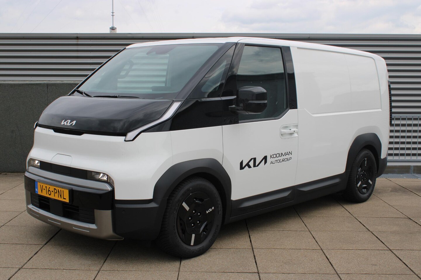 Kia PV5 - L2H1 Plus 71.2 kWh - AutoWereld.nl