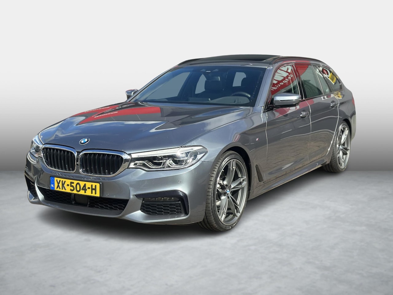 BMW 5-serie Touring - 520i M-Sport Pano|HarmanKardon|360Cam|Adaptief - AutoWereld.nl