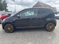 Volkswagen Up! - 1.0 up Colour Edition