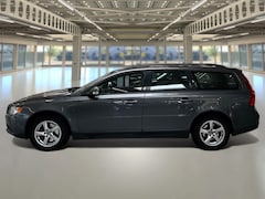 Volvo V70 - 2.5T Kinetic Altijd 20 v70's op voorraad, Garantie, Rijklaar, leder, automaat