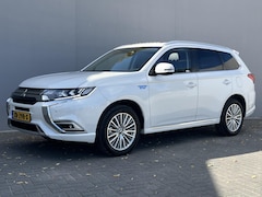 Mitsubishi Outlander - 2.4 PHEV Intense+ 100% dealer onderhouden/ 8 jaar garantie / 4wd Drive / Schuif-Kantel Dak