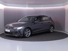 Volkswagen Golf - 1.5 eTSI R-Line 130 pk Automaat (DSG) | Private lease vanaf €587 | Navigatie via App | Par