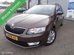 Skoda Octavia Combi - 1.2 TSI Greentech Ambition Businessline/Airco/Ecc/PDC/Canton/hele mooie auto