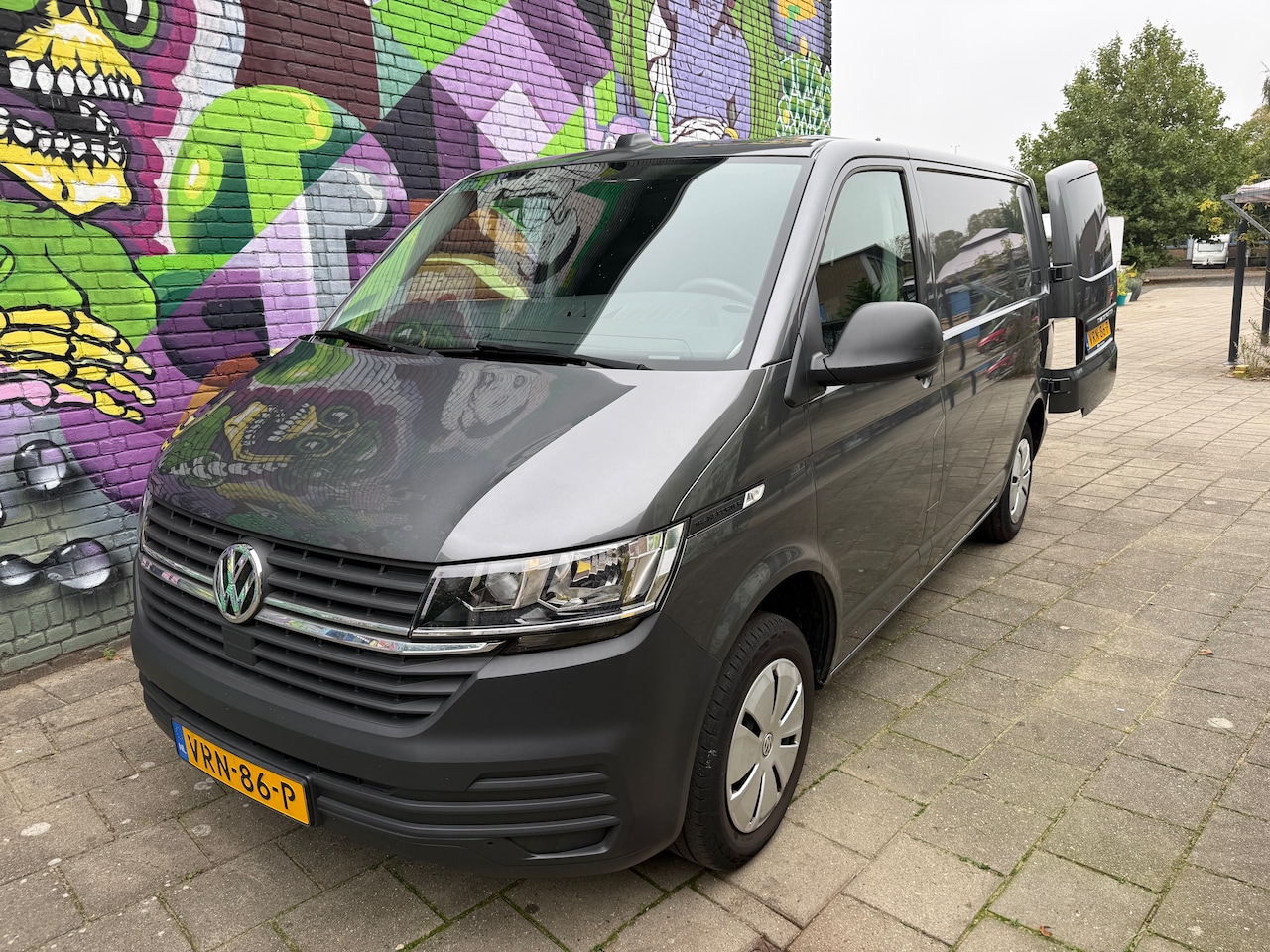 Volkswagen Transporter - 2.0 TDI L1H1 26 Economy Business - AutoWereld.nl
