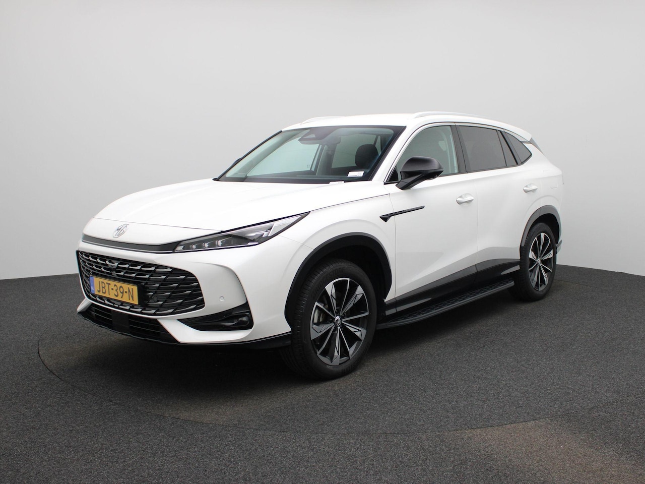 MG MG HS PHEV - 1.5 Luxury | 7 jaar fabrieksgarantie | 1e-Eig. | 100km Elektrisch | Navi | CarPlay | 360 C - AutoWereld.nl