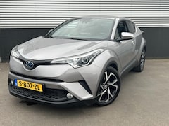 Toyota C-HR - 1.8 Hybrid Business Intro Stoelverwarming, Navigatie, Adaptieve cruise control