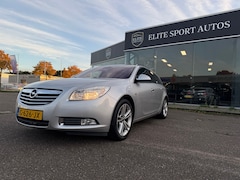 Opel Insignia Sports Tourer - 1.8 Edition I Pano I Parkeersensor voor en achter I