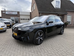BMW iX - xDrive40 Exec. Panoramadak Luchtvering Org.Nederlands
