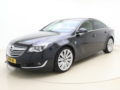 Opel Insignia - 1.6 Turbo Cosmo 170 PK | OPC line pakket | 20" lichtmetalen velgen | Lederen bekleding | N