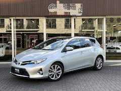 Toyota Auris - 1.8 Hybrid Lease | Panoramadak, Navigatie, Parkeercamera, Cruise control, Lichtmetalen vel