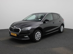 Skoda Fabia - 1.0 TSI Ambition | PANORAMADAK | NAVIGATIE | PARKEERSENSOREN VOOR EN ACHTER | APPLE CARPLA