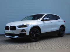 BMW X2 - sDrive18i Executive / Head-Up / LED / Stoelverwarming / Multifunctioneel stuurwiel