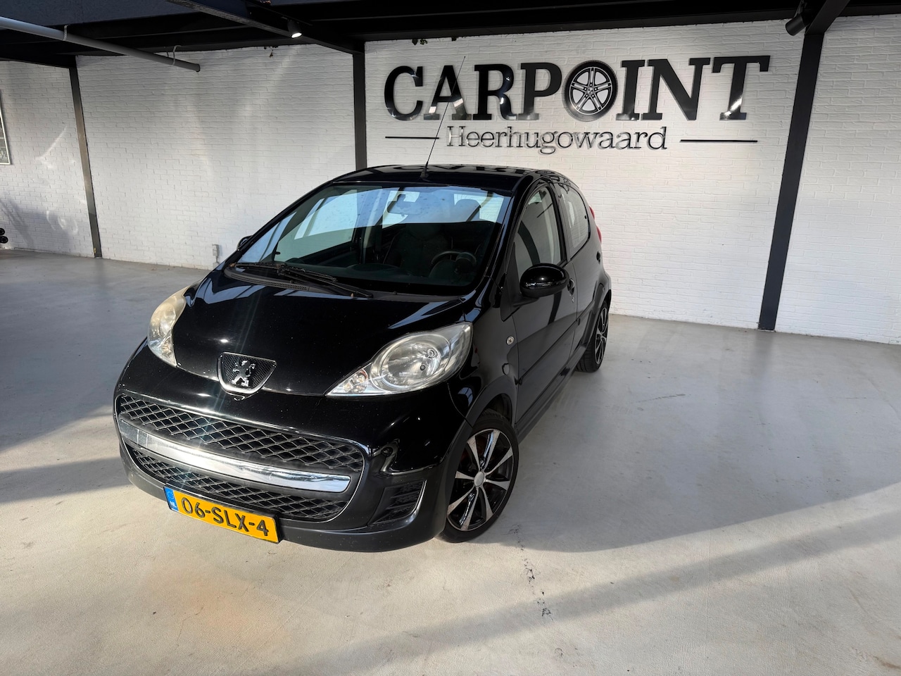 Peugeot 107 - 1.0-12V XS 5Deurs Airco Lm Velgen Weinig KM NAP Nw Apk - AutoWereld.nl