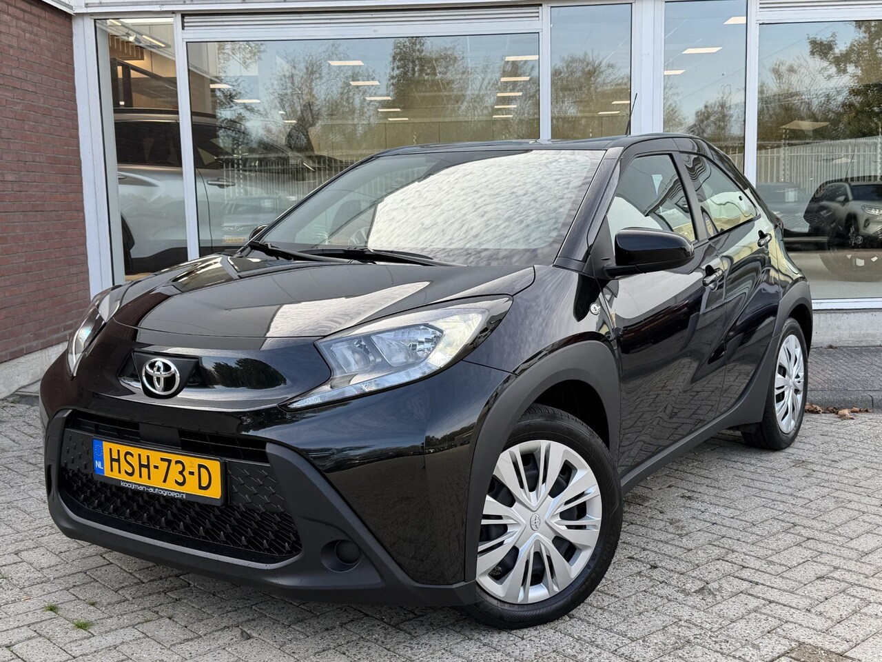 Toyota Aygo X - 1.0 VVT-i MT play 1.0 VVT-i MT Play - AutoWereld.nl