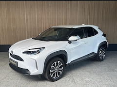 Toyota Yaris Cross - 1.5 Hybrid Dynamic Trekhaak | Stoelverwarming | Camera | Navi