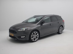 Ford Focus Wagon - 1.5 ST-Line 182 | Trekhaak | Navigatie | Parkeersensoren | Camera