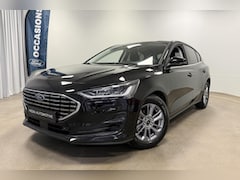 Ford Focus - 1.0 EcoBoost Titanium | Privacy Glass | Lichtmetalen Velgen | Climate Control