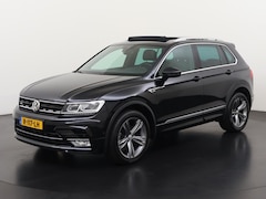 Volkswagen Tiguan - 1.4 TSI 4Motion R-Line DSG | Trekhaak | Panoramadak | Digital Cockpit | Camera | Elek. Ach