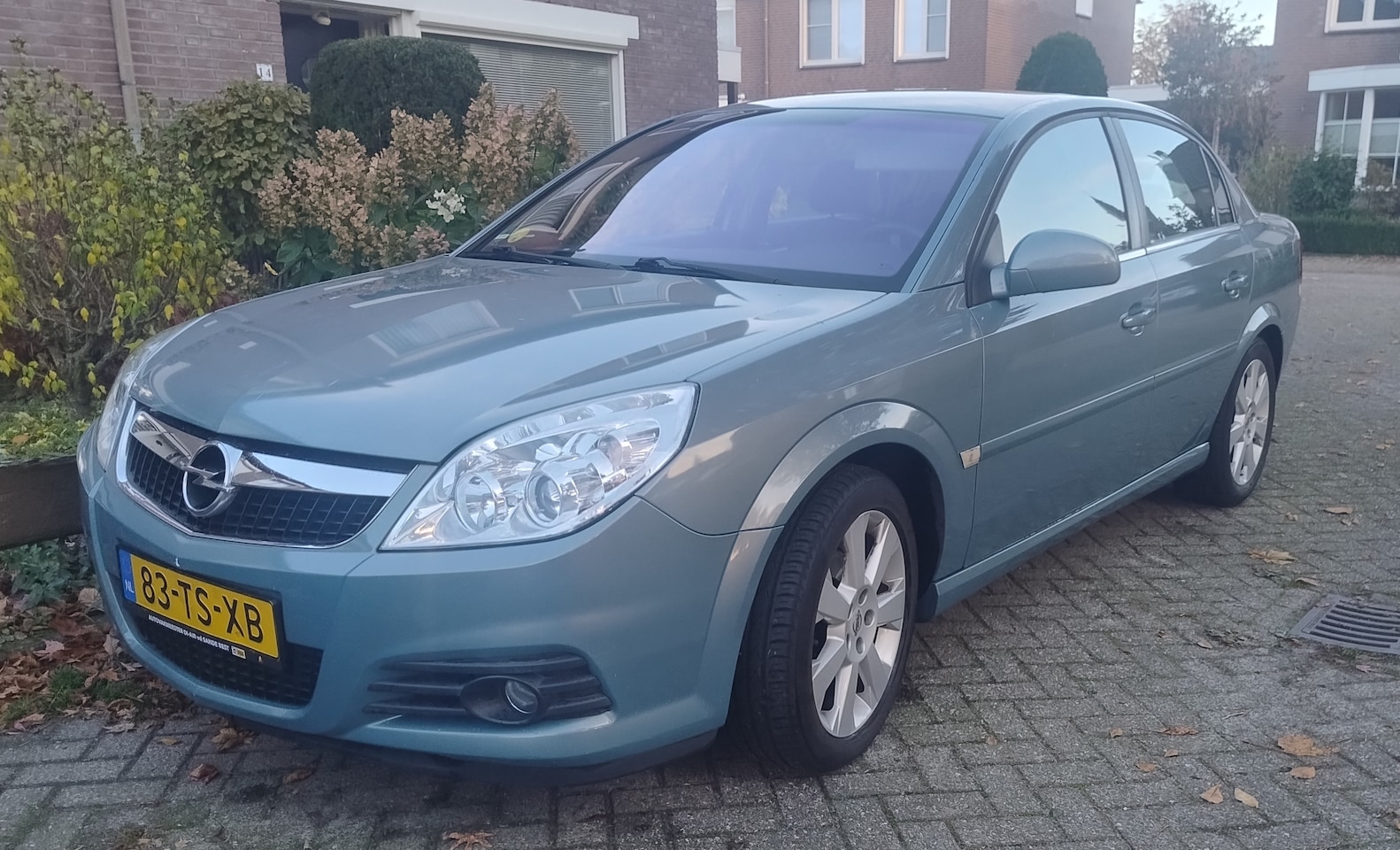 Opel Vectra - 2.2-16V Cosmo - AutoWereld.nl