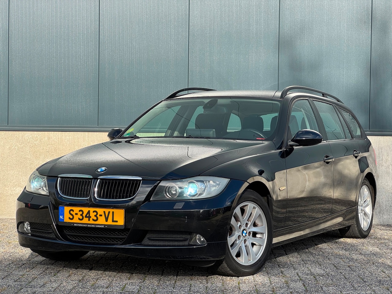 BMW 3-serie Touring - 318i 318i - AutoWereld.nl