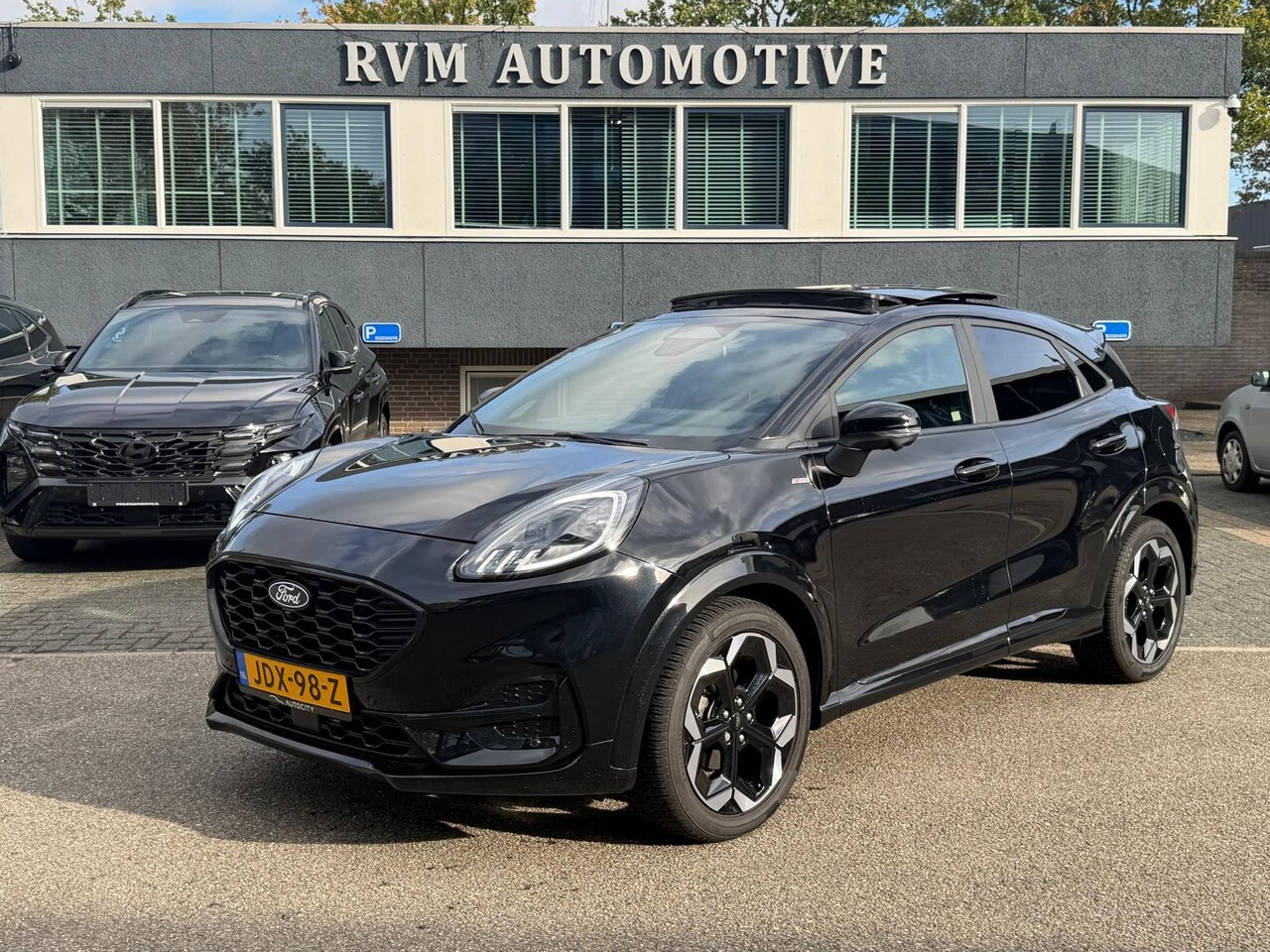 Ford Puma - 1.0 EcoBoost Hybrid | WINTERPACK | PANORAMADAK | 155 PK! | TREKHAAK AFNEEMBAAR | ELEK. ACH - AutoWereld.nl