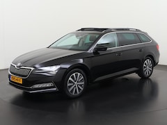 Skoda Superb Combi - 1.4 TSI iV Ambition | Panoramadak | Trekhaak | Stuurverwarming | Zondag Open