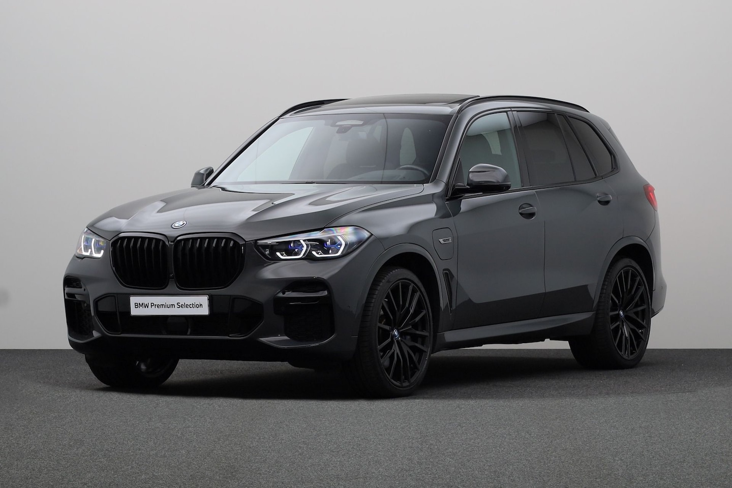 BMW X5 - xDrive45e High Executive M Sport Pakket | BMW Head-Up Display | BMW Laserlight | Glazen p - AutoWereld.nl