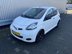 Toyota Aygo - 1.0-12V Access 5-Drs, 144Dkm & Nieuwe APK – Inruil Mogelijk –