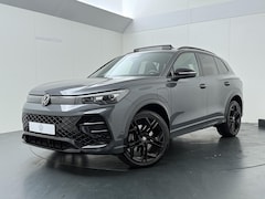 Volkswagen Tiguan - 1.5 eHybrid R-Line Edition | 272 PK | SoH 100% | Trekhaak wegklapbaar | Adaptive Cruise Co