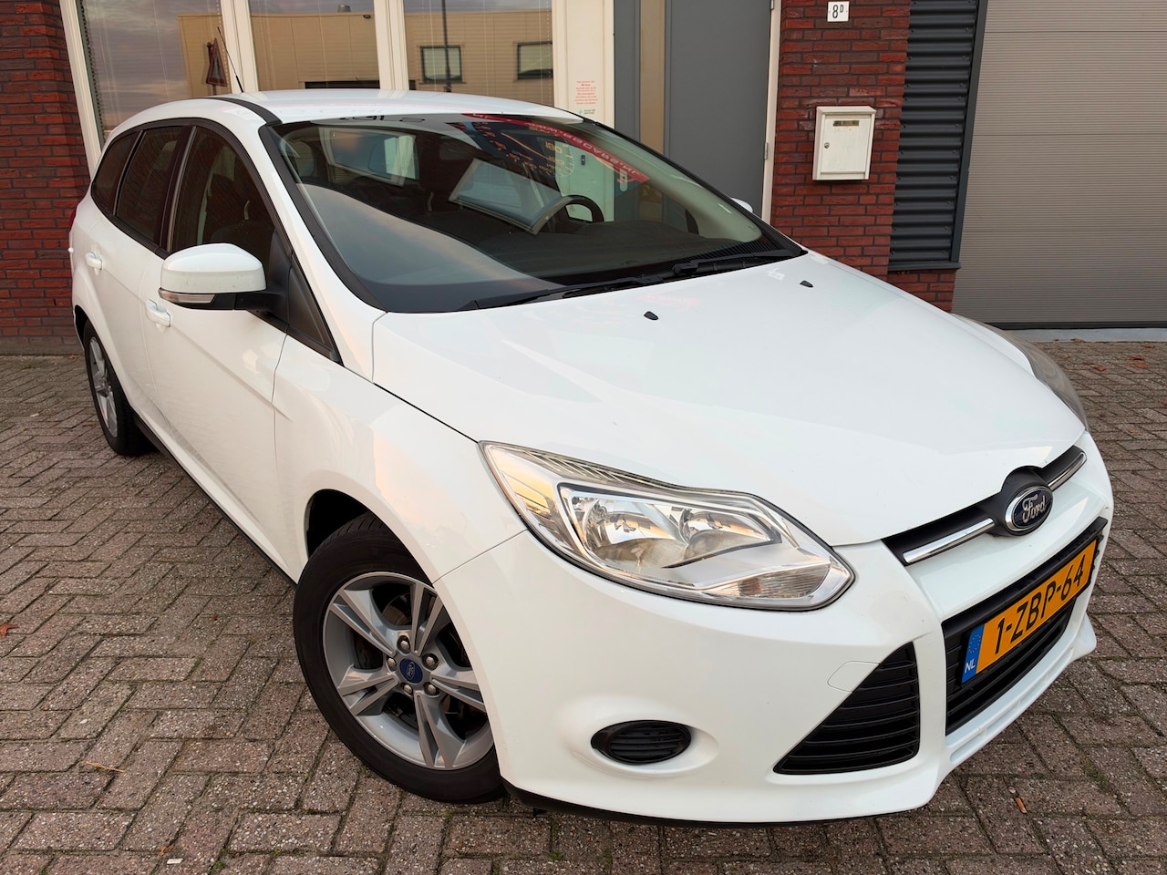 Ford Focus Wagon - 1.0 EcoBoost Edition / Navi / Airco / PDC / Clima / Cruise / NAP - AutoWereld.nl