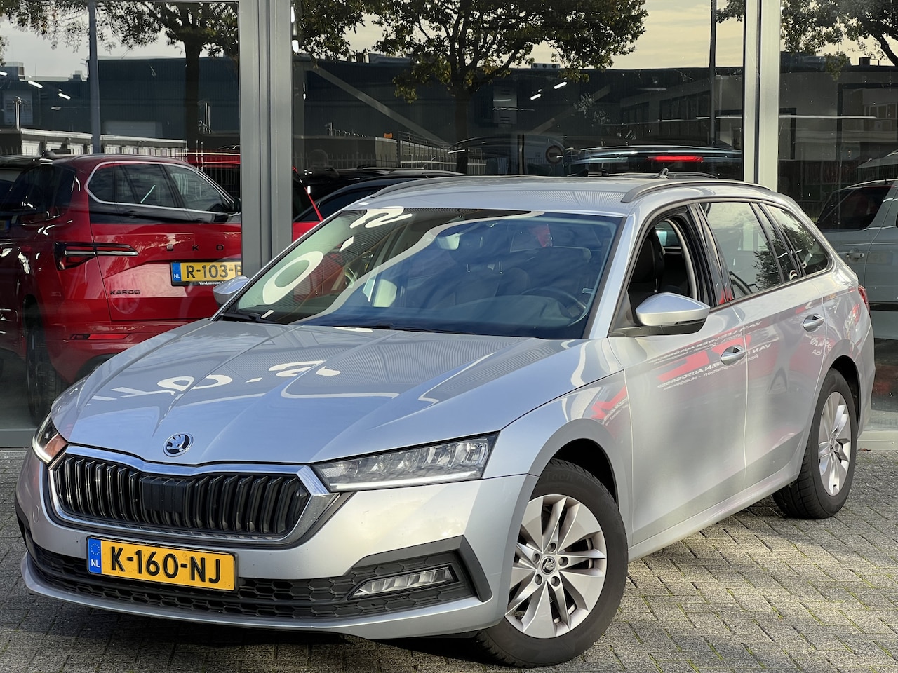 Skoda Octavia Combi - 1.0 TSI Ambition | Nieuw binnen | Navigatie | NAP - AutoWereld.nl