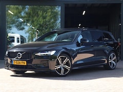 Volvo V60 - T8 Recharge AWD R-Design Pano | HarmanKardon | Ak. Glas | Trekhaak | Head Up
