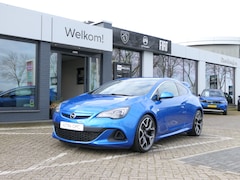 Opel Astra GTC - 2.0 Turbo 280pk OPC | Leder | Infinity Sound System | 20'' LMV