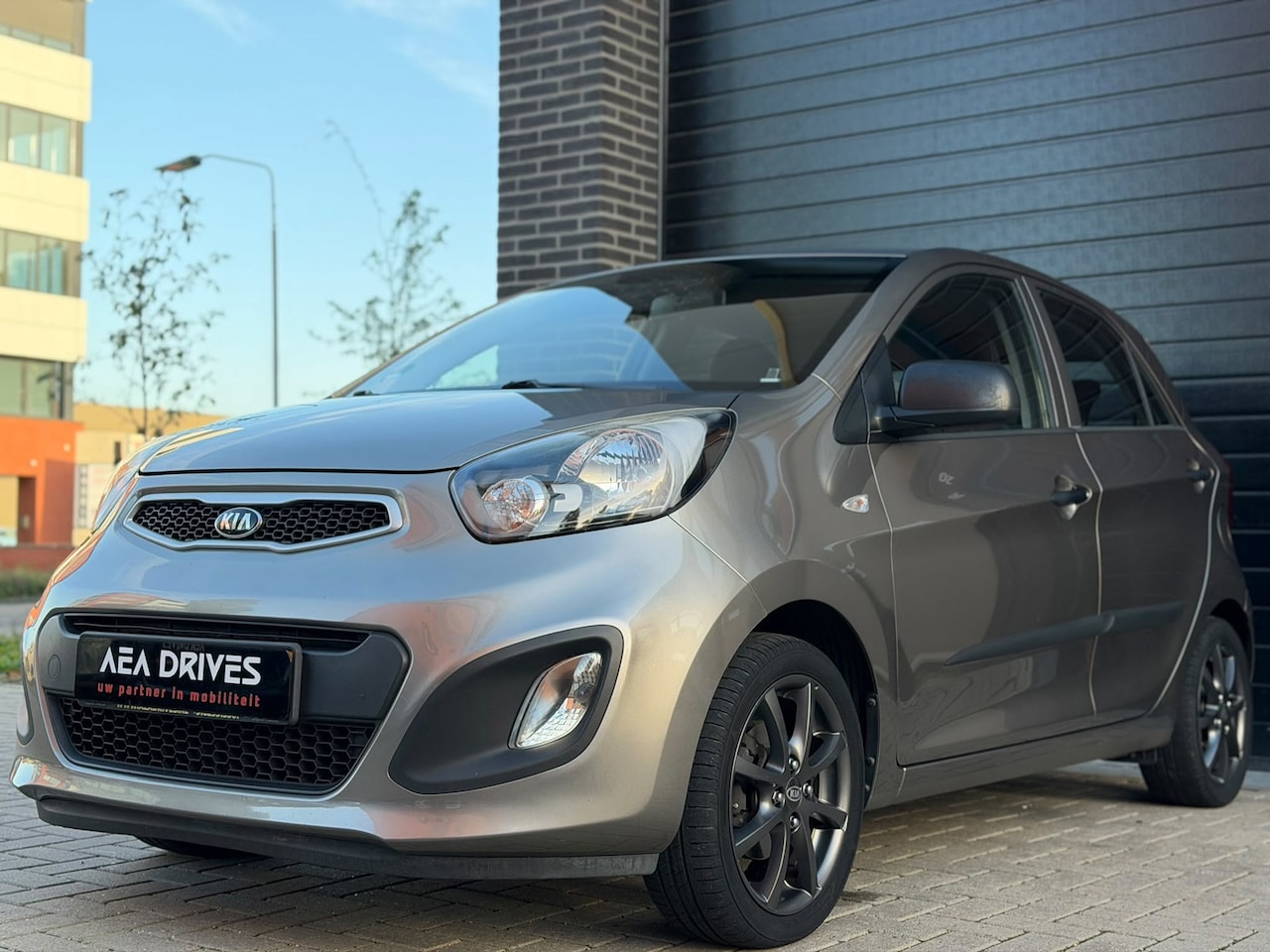Kia Picanto - 1.0 CVVT EconomyLine 1.0 CVVT EconomyLine - AutoWereld.nl
