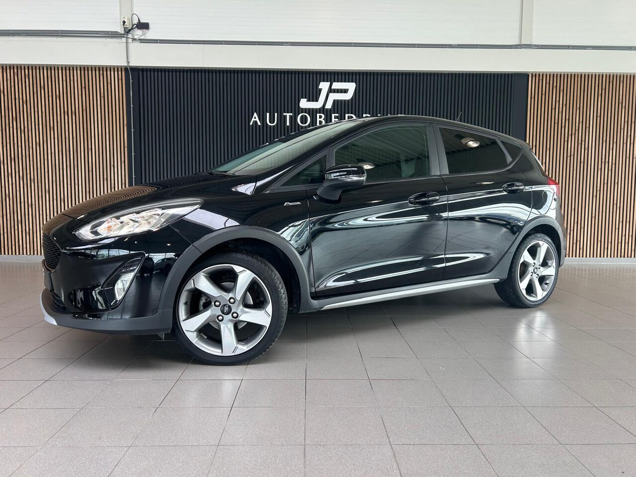 Ford Fiesta - 1.0 EcoBoost Active First Edition Stoelverwarming|PDC|17" LM VELGEN|APPLE CARPLAY|CRUISECO - AutoWereld.nl