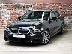 BMW 3-serie - Sedan 330i High Executive M Sport Pakket Automaat / Live Cockpit Professional / Head-Up Di