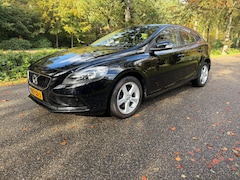 Volvo V40 - 2.0 T2 Momentum 122PK 2018 34403Km NAVI PDC CLIMA APK 7-25