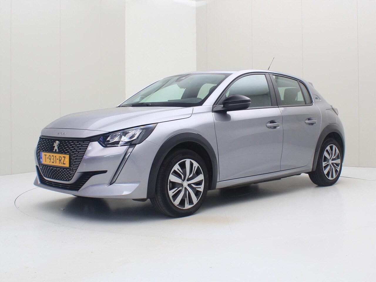 Peugeot e-208 - EV Active Pack 50 kWh 136 pk 100% SoH [ NAVIGATIE+CRUISE CONTROL+CLIMATE CONTROL+LED+PARKE - AutoWereld.nl