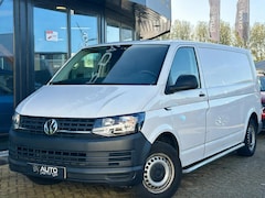 Volkswagen Transporter - 2.0 TDI L2H1 Highline 114PK | 2e Eigenaar | NL AUTO | NAP | Trekhaak | Lederen Bekleding |