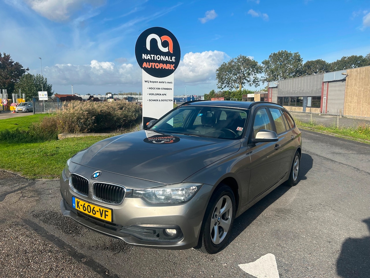 BMW 3-serie Touring - | 2016 | 316d 116 pk | Handgeschakeld | Centennial High Executive | Leder | Navi - AutoWereld.nl