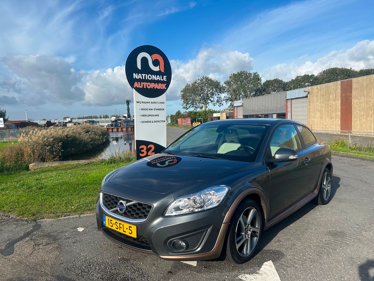 Volvo C30 - | 2011 | 1.6 D2 114 pk | Handgeschakeld | Export en Handel - AutoWereld.nl