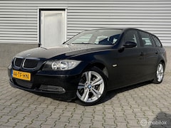 BMW 3-serie Touring - 320i Executive-Airco-Cruise-Carplay-Trekhaak