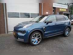 Lynk & Co 01 - 1.5 261PK 20X OP VOORRAAD ORIGINEEL NEDERLANDS DEALER ONDERHOUDEN 4X PERF BANDEN 360CAMERA