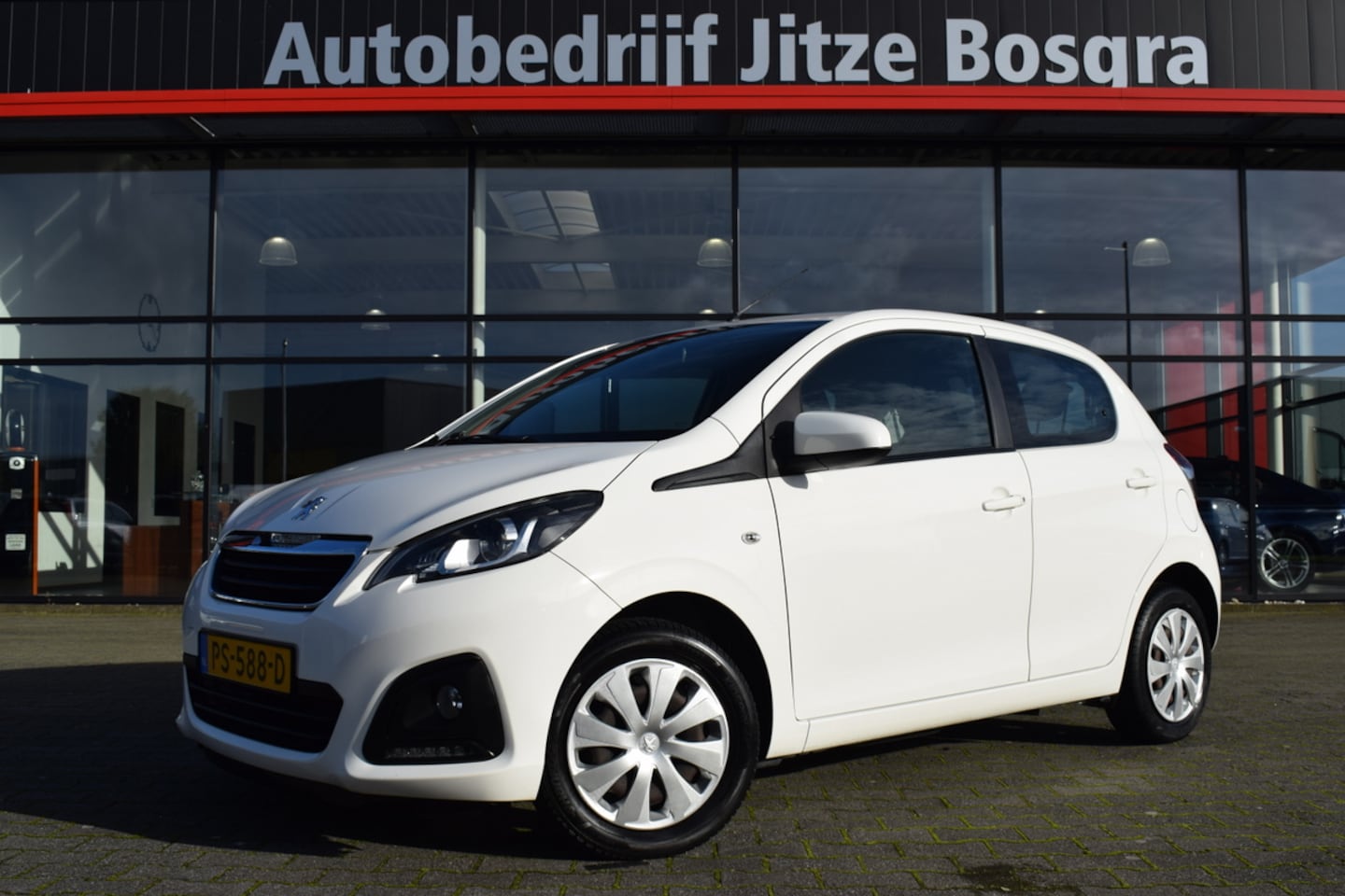 Peugeot 108 - 1.0 VTi Active 5Drs Airco | Telefonie | Sportstoelen | Originele Audio | Isofix - AutoWereld.nl